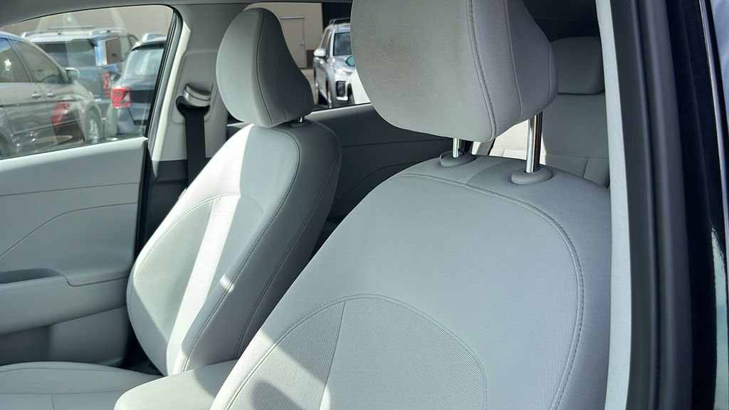 Used 2025 Hyundai Kona SEL image 9