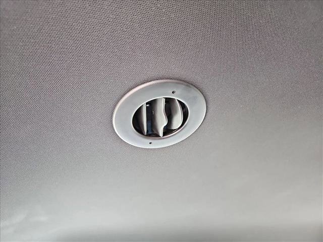 Used 2026 GMC Acadia Elevation w/ Elevation Premium Package FWD image 16