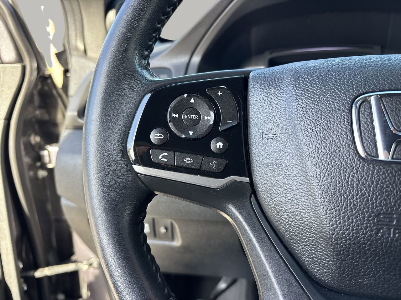 Used 2021 Honda Passport Touring image 22