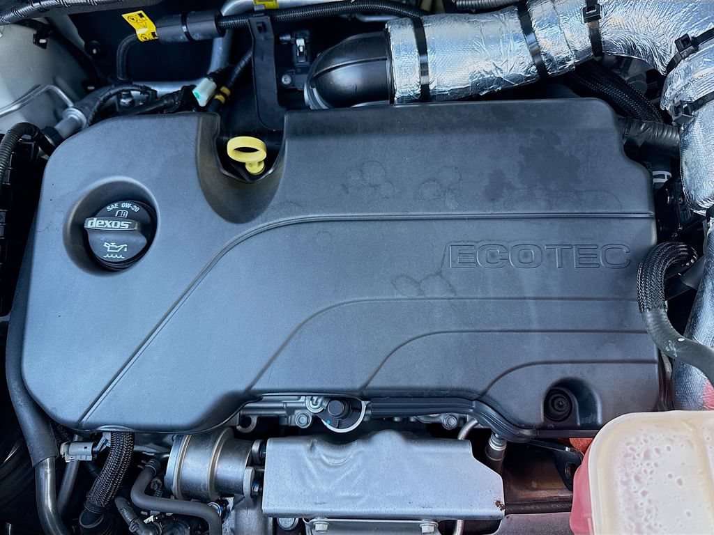 Used 2022 Buick Encore Preferred w/ Safety Package AWD/4WD image 29