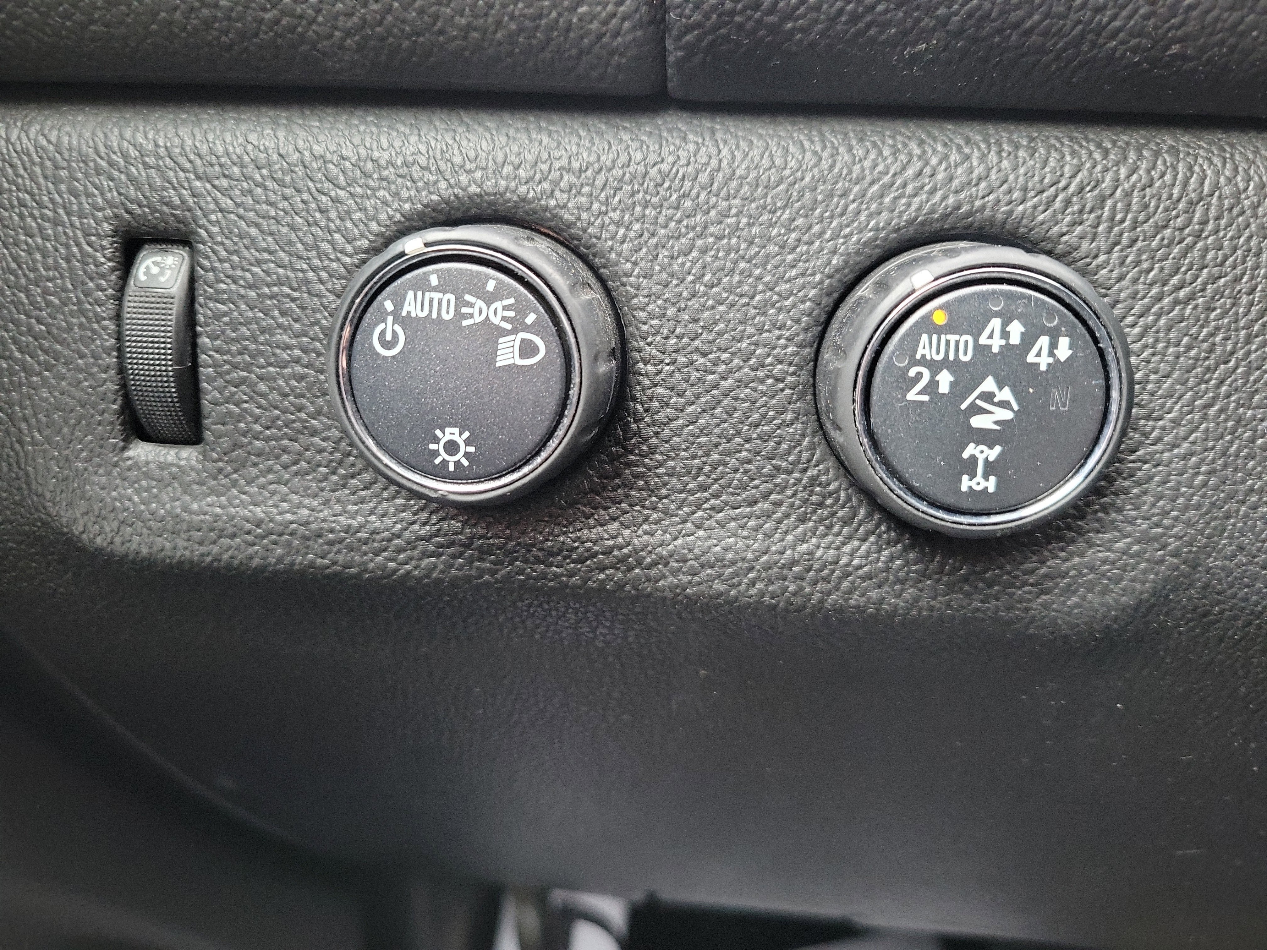 Used 2017 Chevrolet Colorado ZR2 image 29