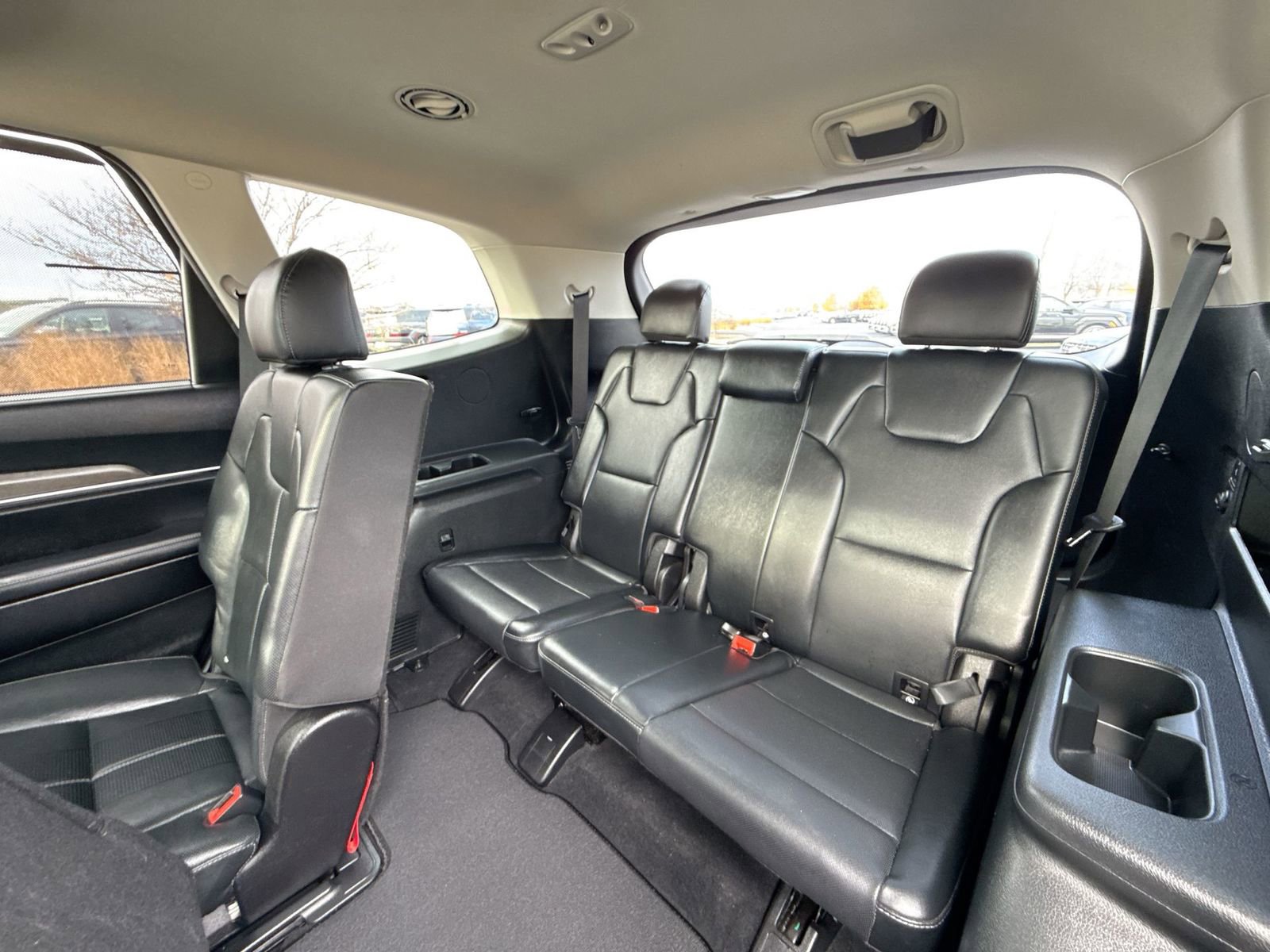 Used 2022 Kia Telluride EX image 25