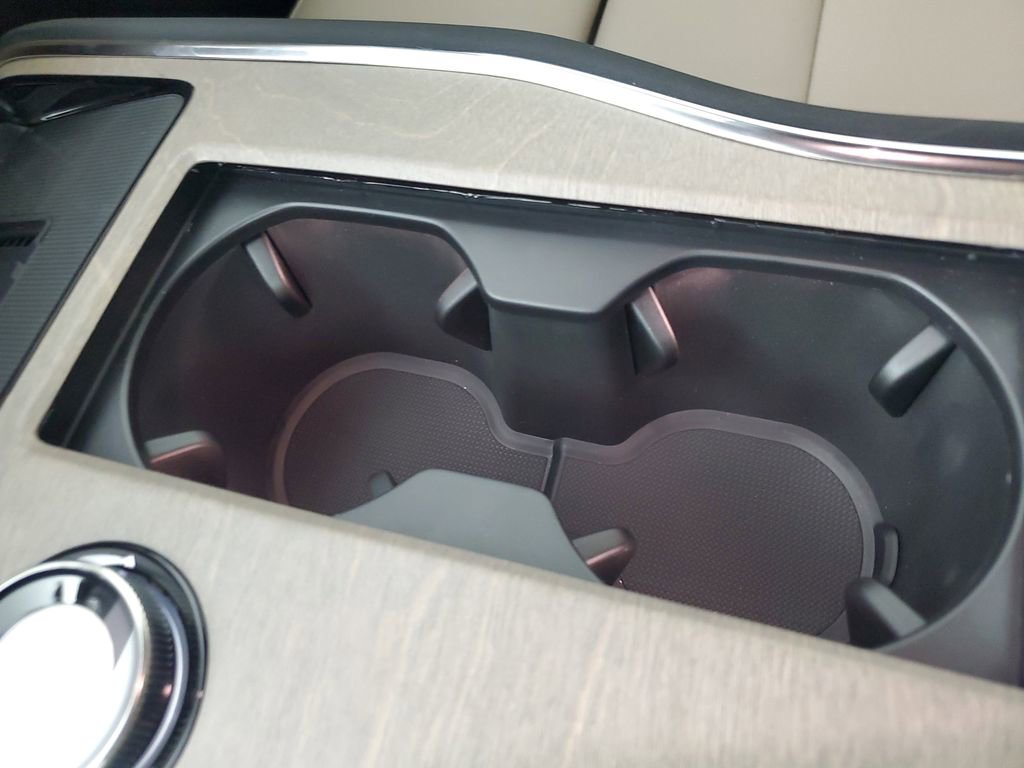 New 2026 Volvo EX90 Plus image 31