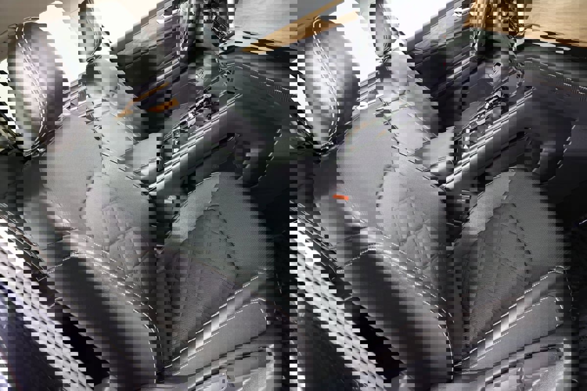 Used 2024 Volkswagen Atlas SE image 33