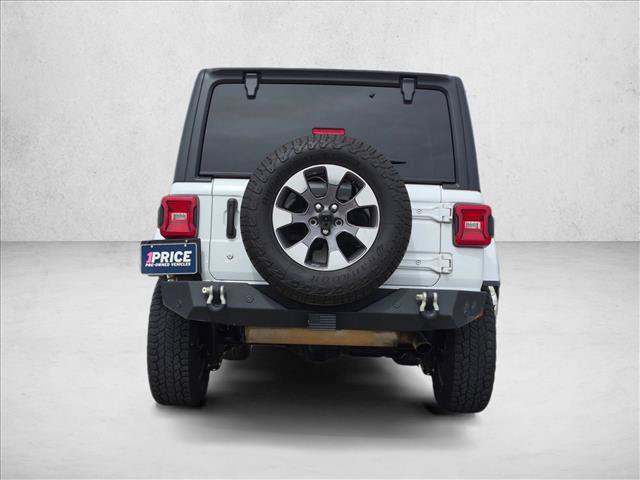 Used 2018 Jeep Wrangler Unlimited Sahara AWD/4WD image 6