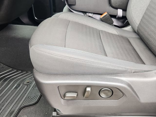 Used 2024 Chevrolet Silverado 1500 LT image 23