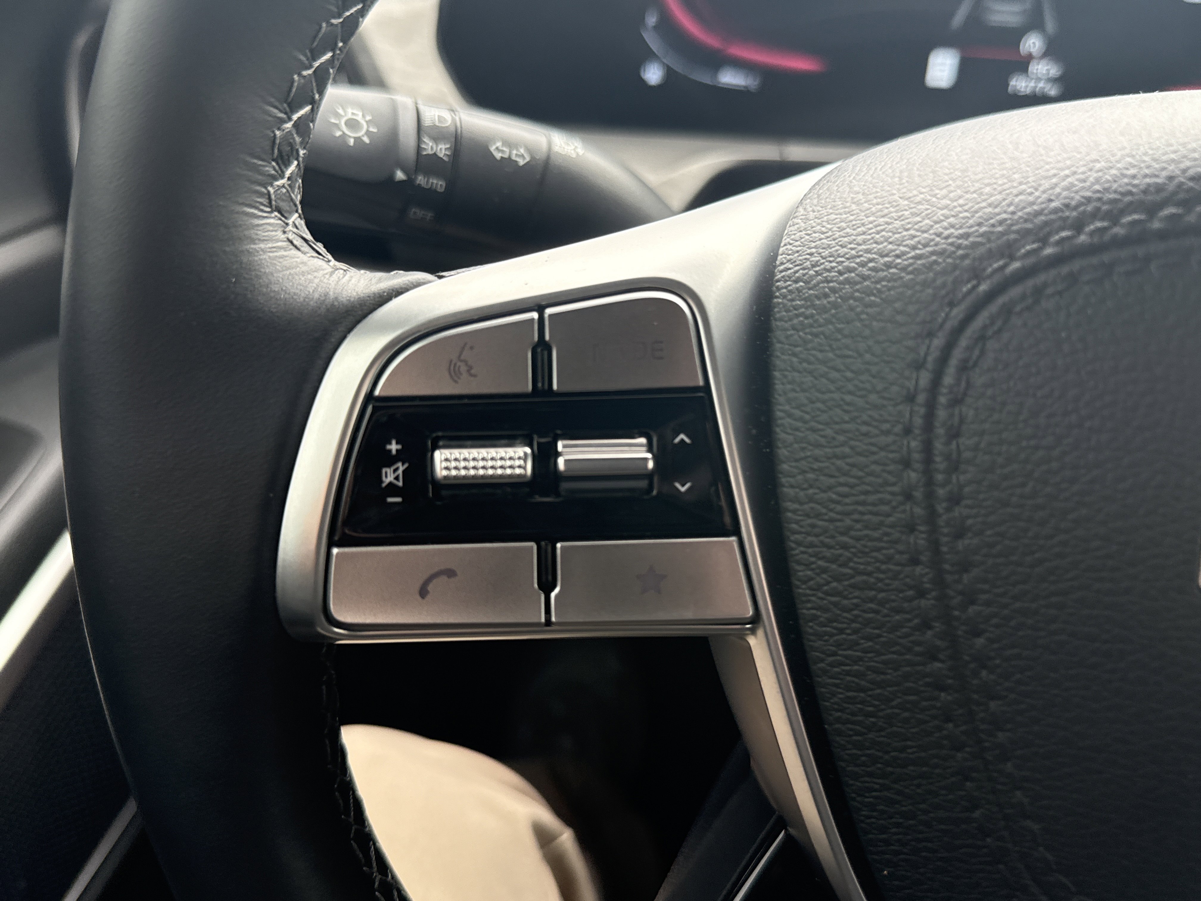 Used 2025 Kia Telluride EX X-Line image 21