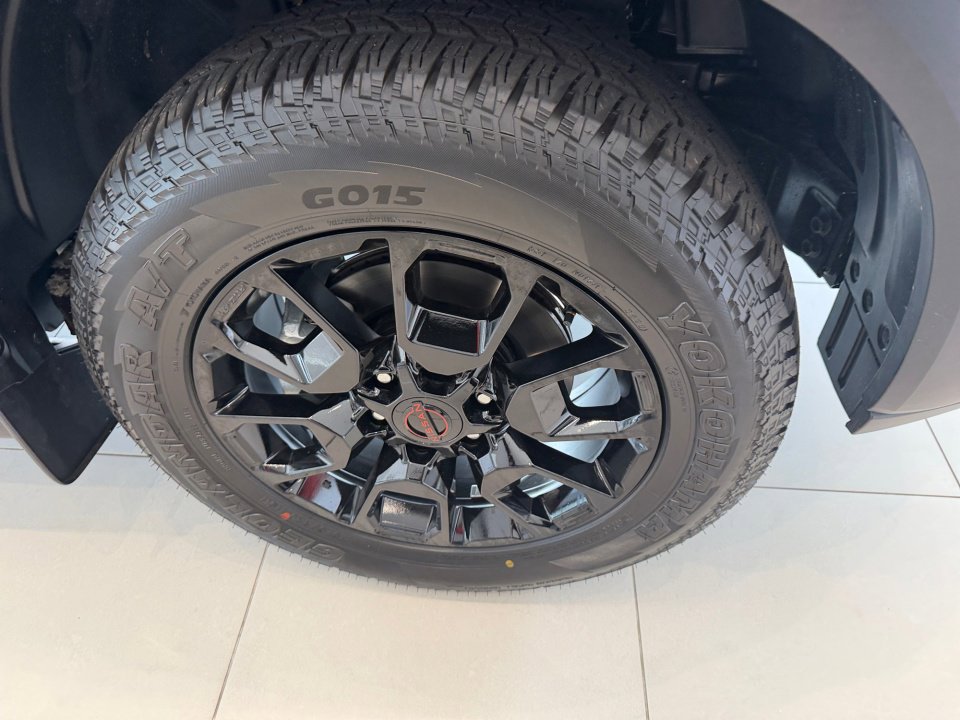 New 2026 Nissan Armada PRO-4X image 24