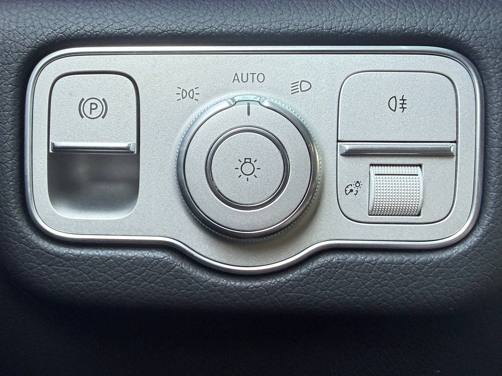 New 2025 Mercedes-Benz GLE 580 4MATIC image 23