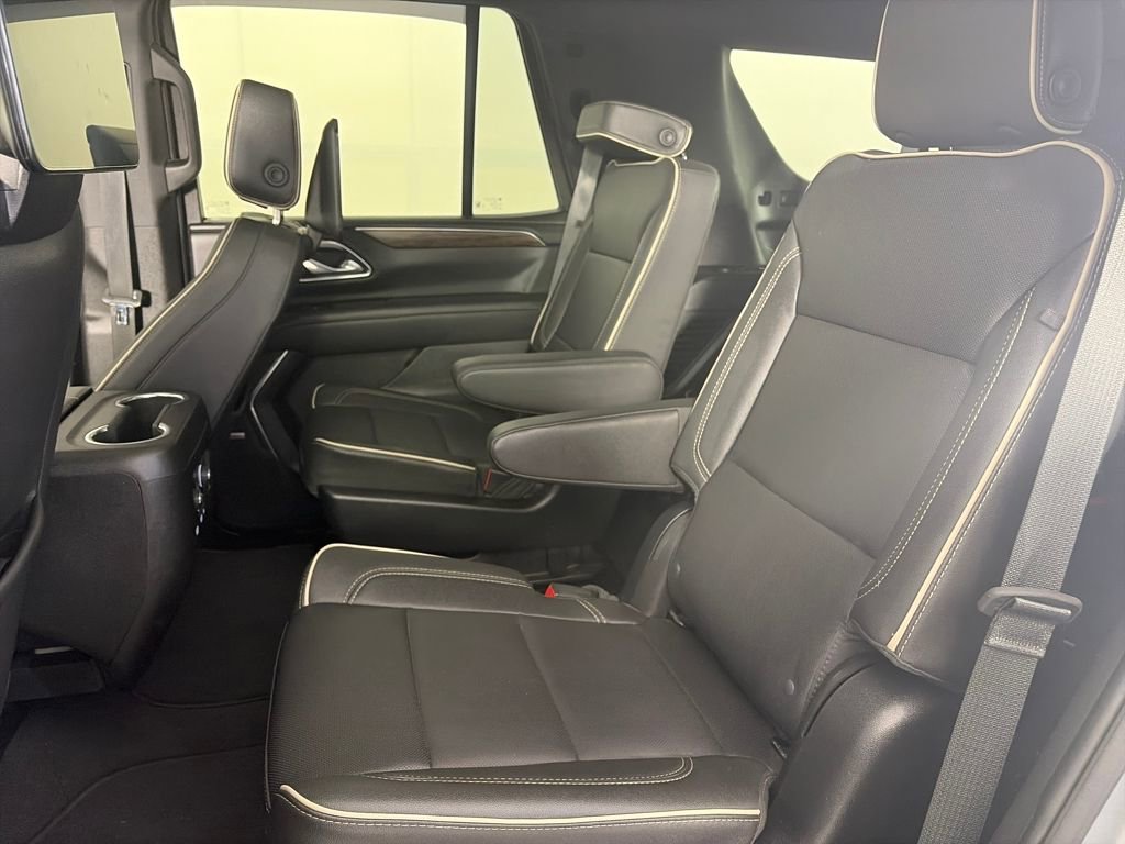 Used 2023 Chevrolet Tahoe Premier w/ Advanced Technology Package image 13