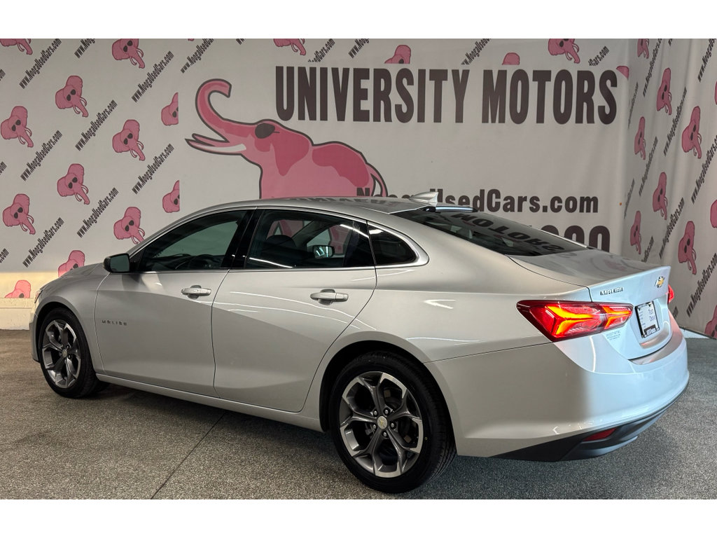 Used 2021 Chevrolet Malibu LT FWD image 12