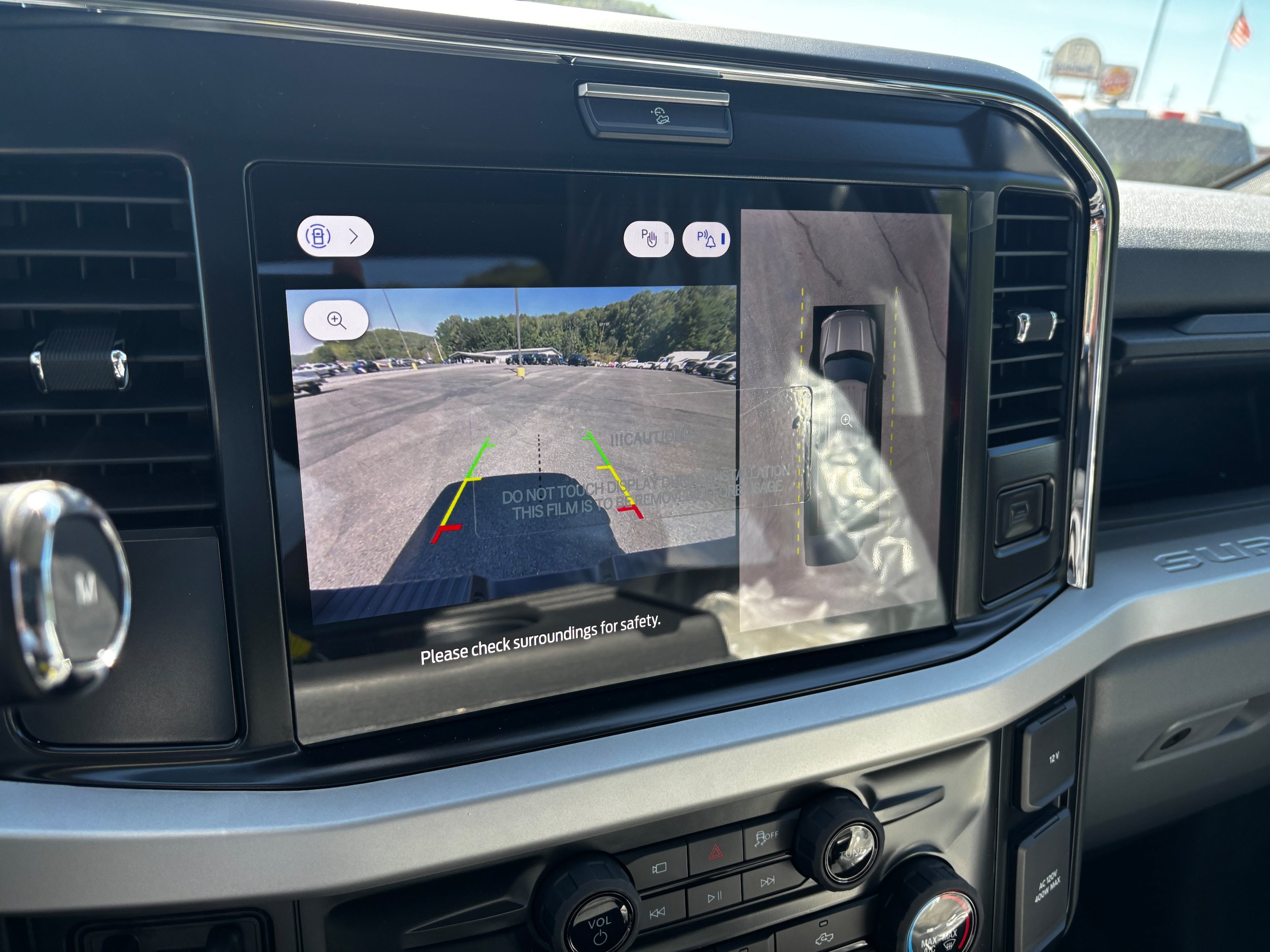 New 2027 Ford F250 XLT w/ XLT Premium Package AWD/4WD image 16