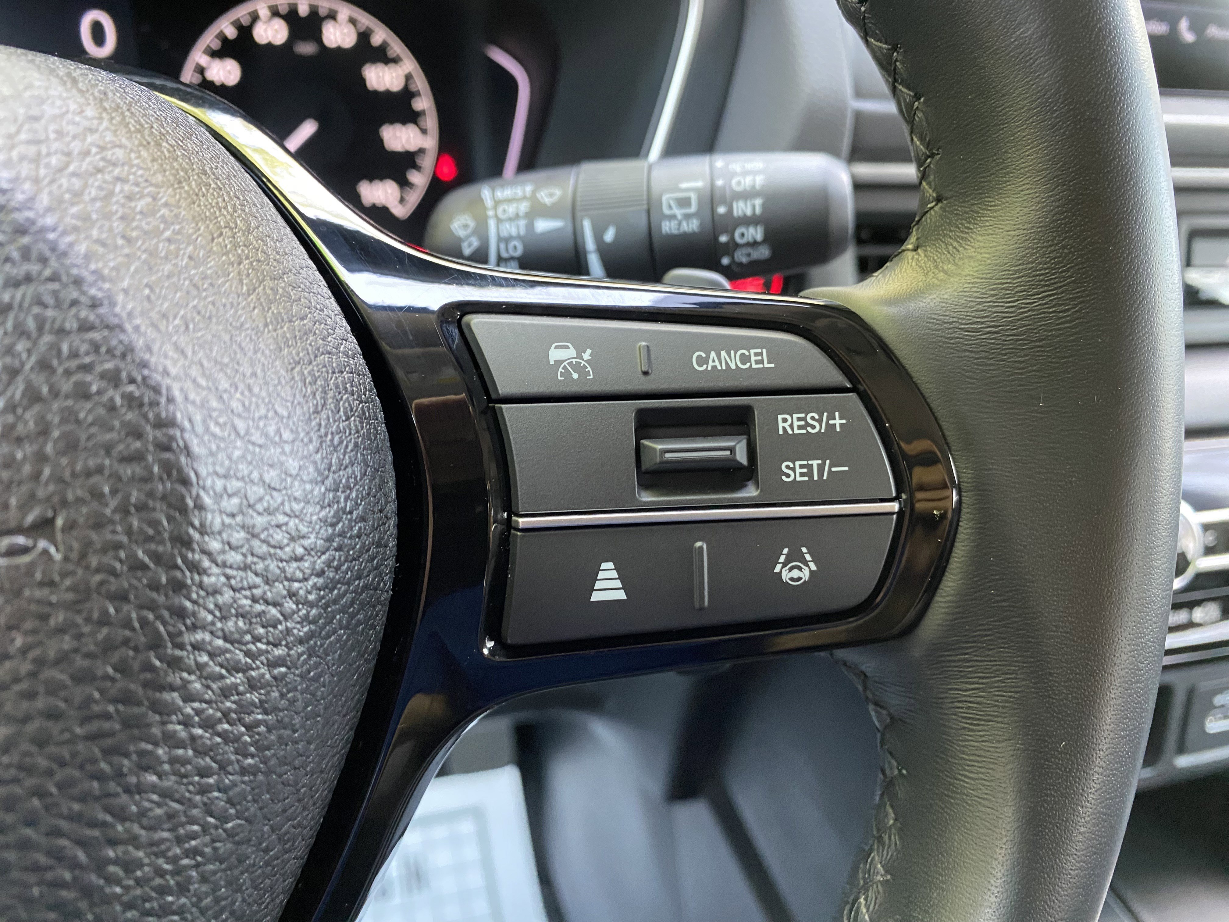 Used 2024 Honda Pilot Touring image 20