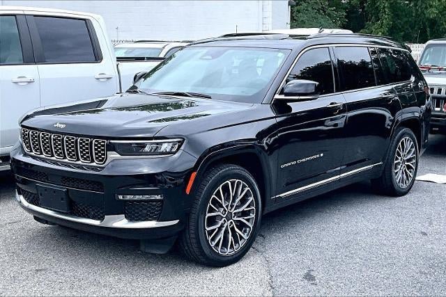 Used 2025 Jeep Grand Cherokee L Summit AWD/4WD image 2