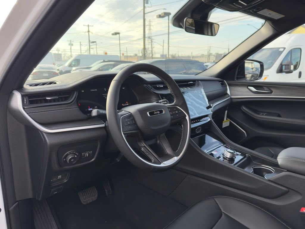 New 2026 Jeep Grand Cherokee L Limited w/ Limited Altitude Package image 12