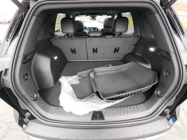 New 2026 Chevrolet Equinox LT w/ Convenience Package II image 17