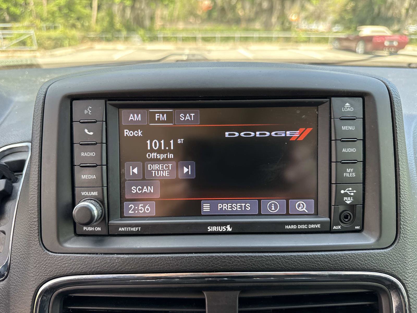 Used 2020 Dodge Grand Caravan SE w/ UConnect Hands-Free Group image 23