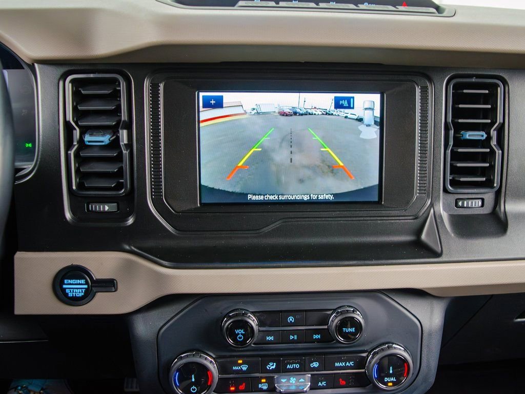 Used 2022 Ford Bronco Wildtrak image 23