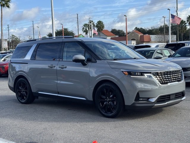 Certified 2024 Kia Carnival SX Prestige image 4