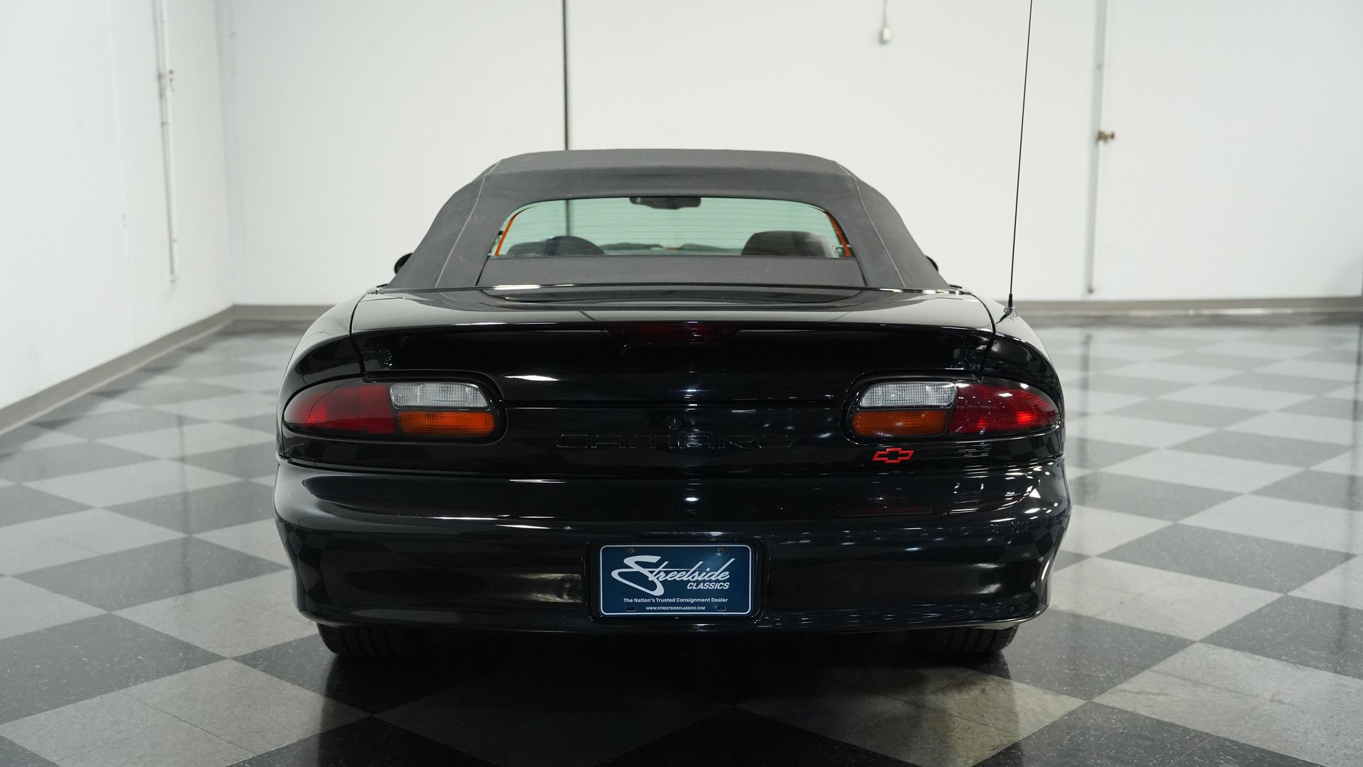 Used 1997 Chevrolet Camaro Z28 w/ Preferred Equipment Group 2 image 9