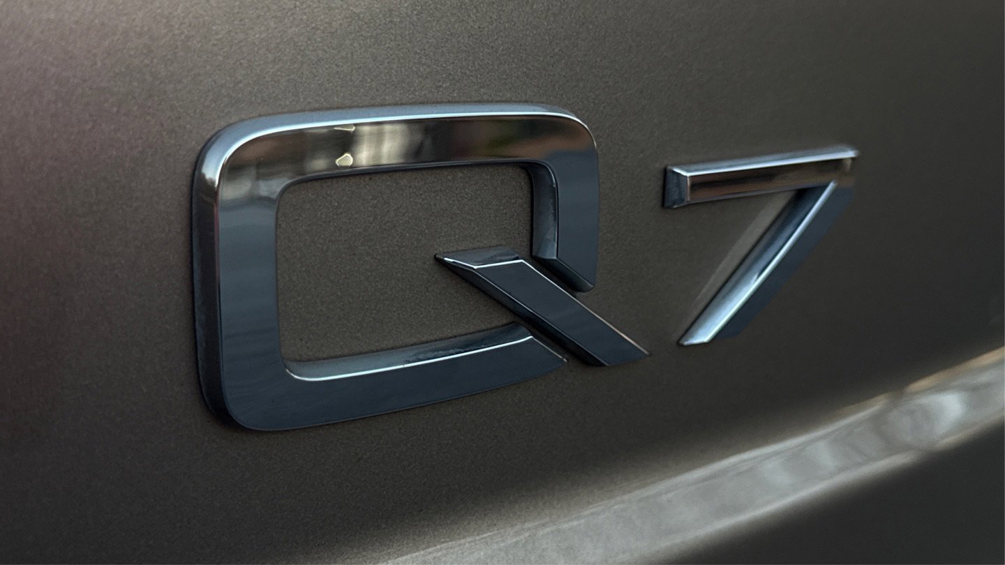 Used 2019 Audi Q7 3.0T Premium w/ Cold Weather Package image 37