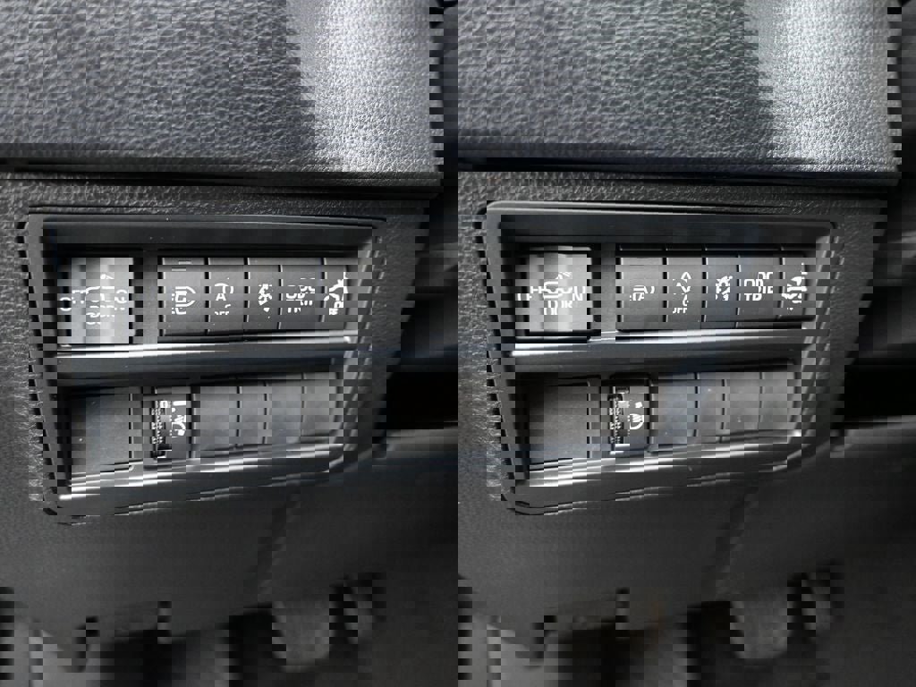 New 2026 Toyota Tundra SR5 w/ SR5 Convenience Package image 19