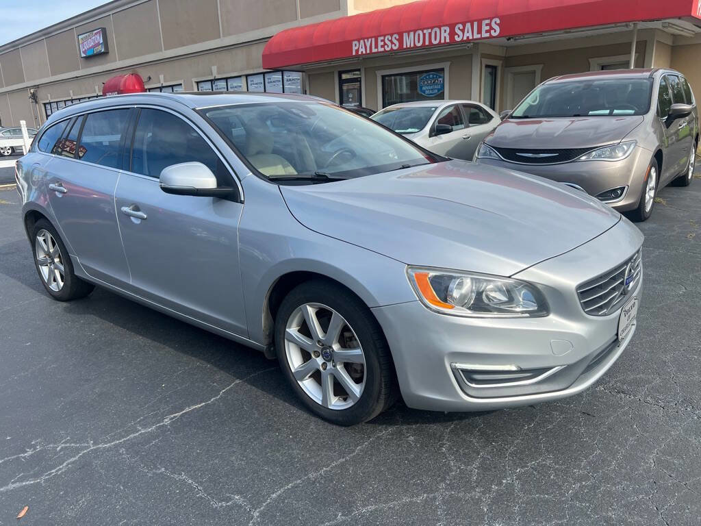 Used 2017 Volvo V60 T5 Premier w/ Convenience Package