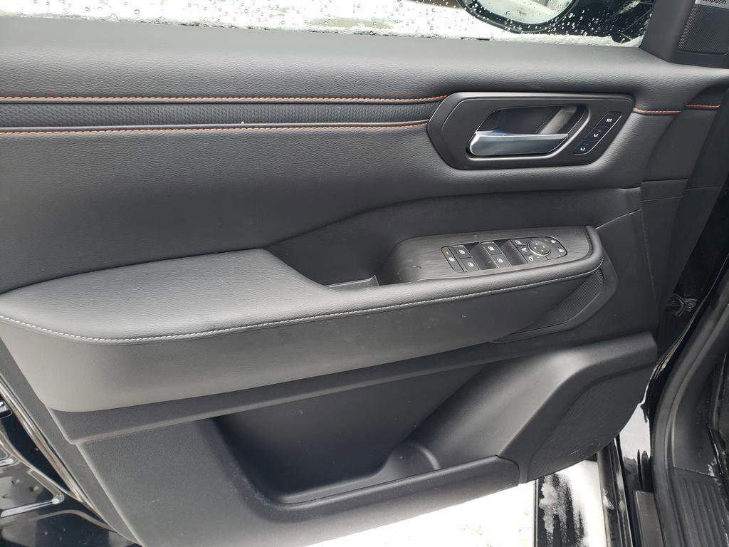 Certified 2025 Nissan Armada PRO-4X w/ Pro-4X Premium Package image 16