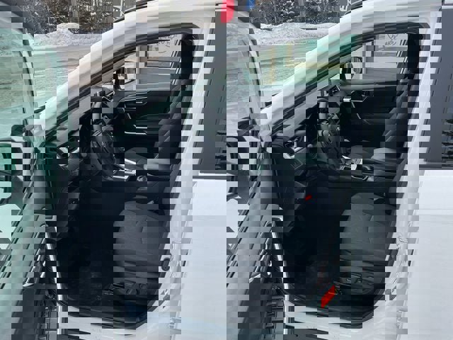 Used 2023 Toyota RAV4 XLE image 14