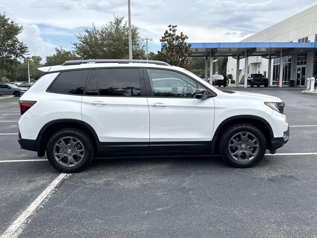 Certified 2024 Honda Passport TrailSport image 3