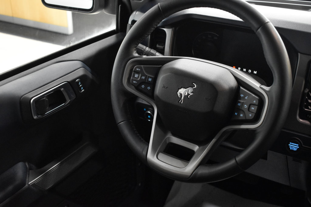 Used 2023 Ford Bronco Outer Banks AWD/4WD image 22