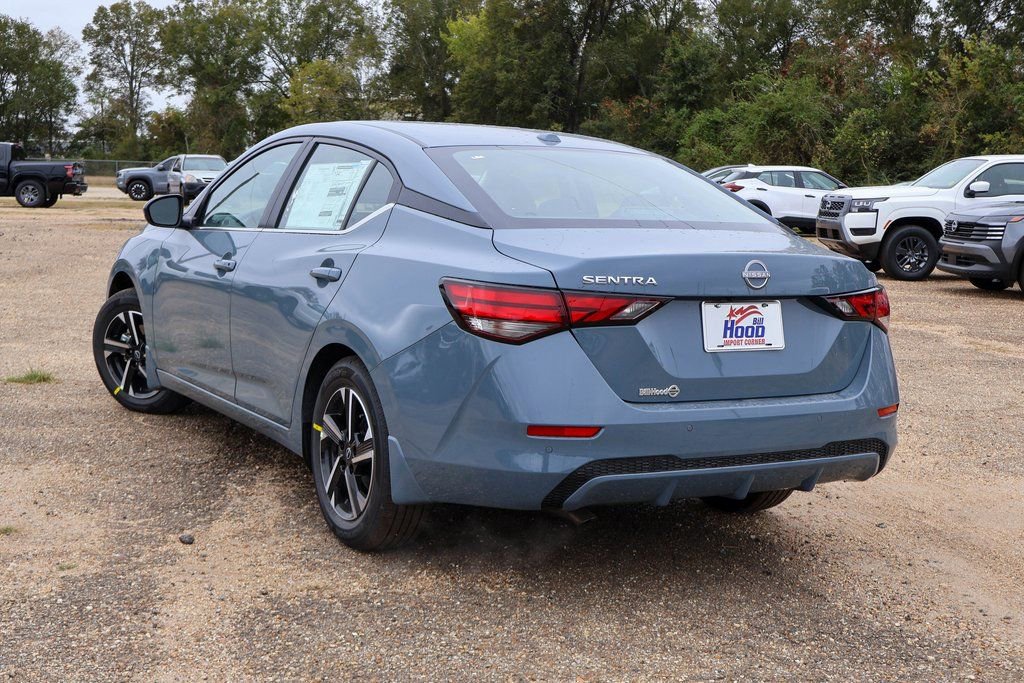 New 2025 Nissan Sentra SV image 2