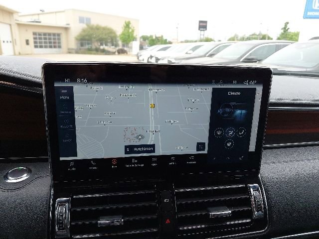 Used 2024 Lincoln Navigator Premiere AWD/4WD image 19