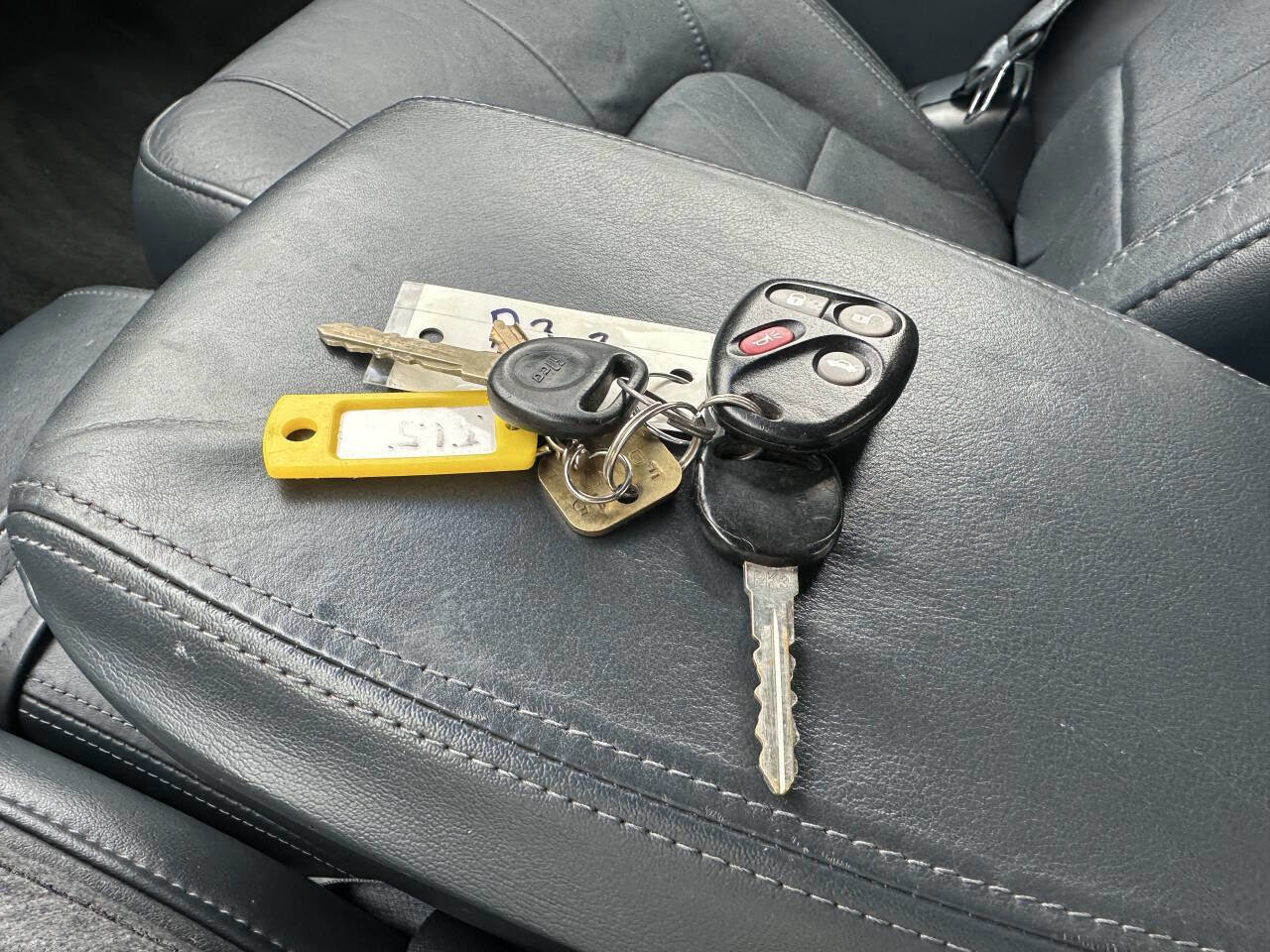 Used 2004 Cadillac De Ville image 30