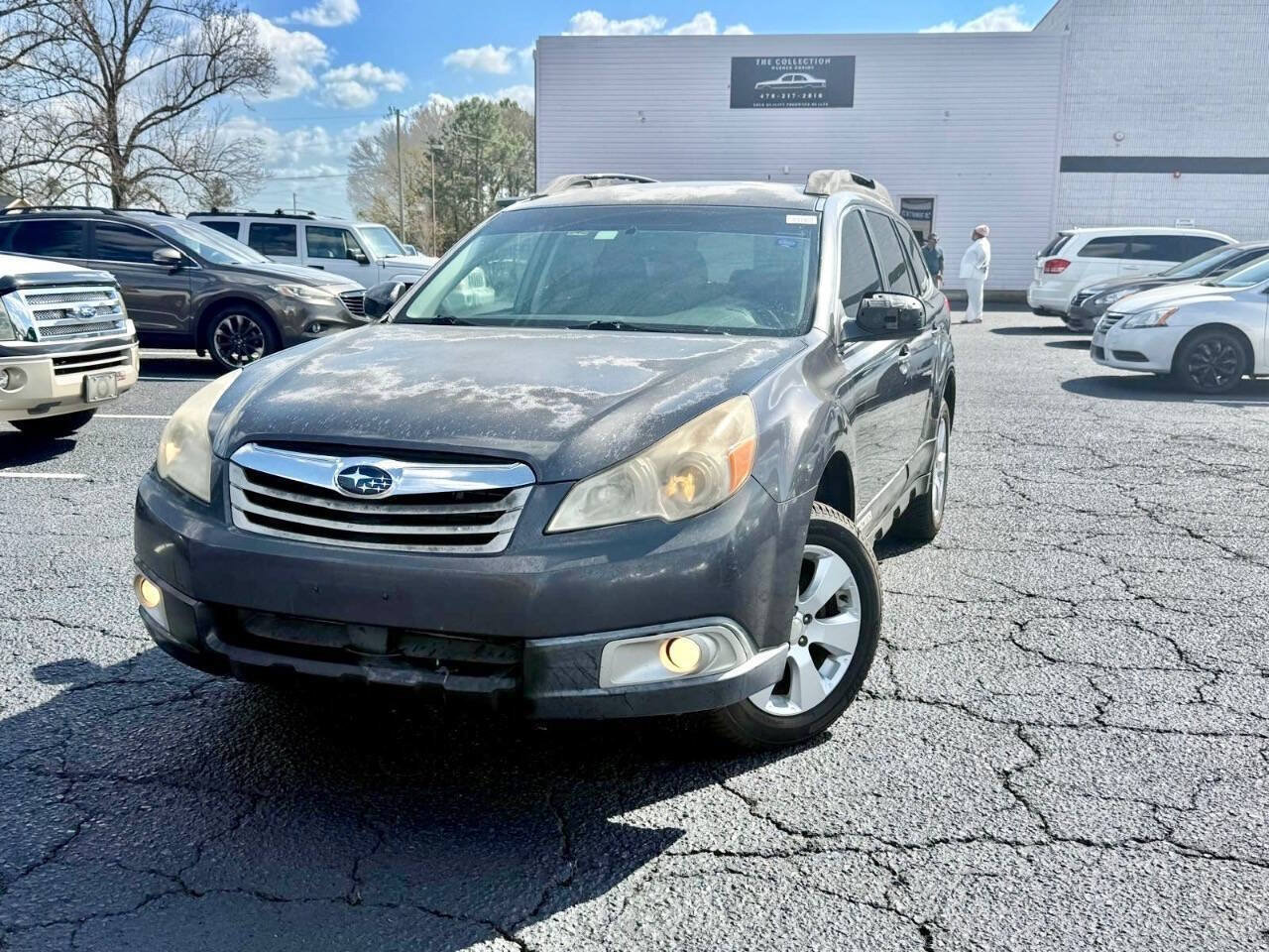 Used 2010 Subaru Outback 2.5i Premium AWD/4WD image 3