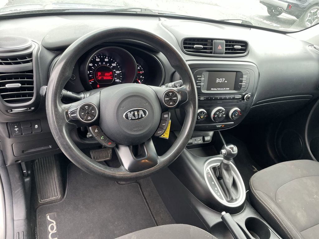Used 2018 Kia Soul FWD image 9
