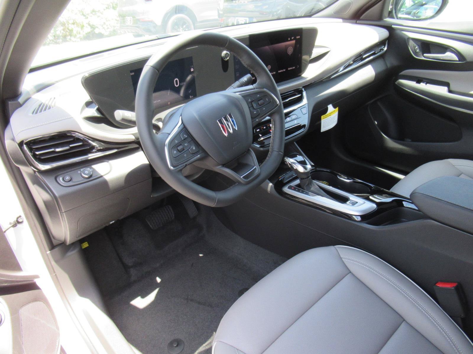 New 2026 Buick Envista Sport Touring FWD image 15