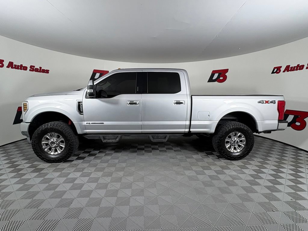 Used 2019 Ford F250 XLT w/ XLT Premium Package AWD/4WD image 3