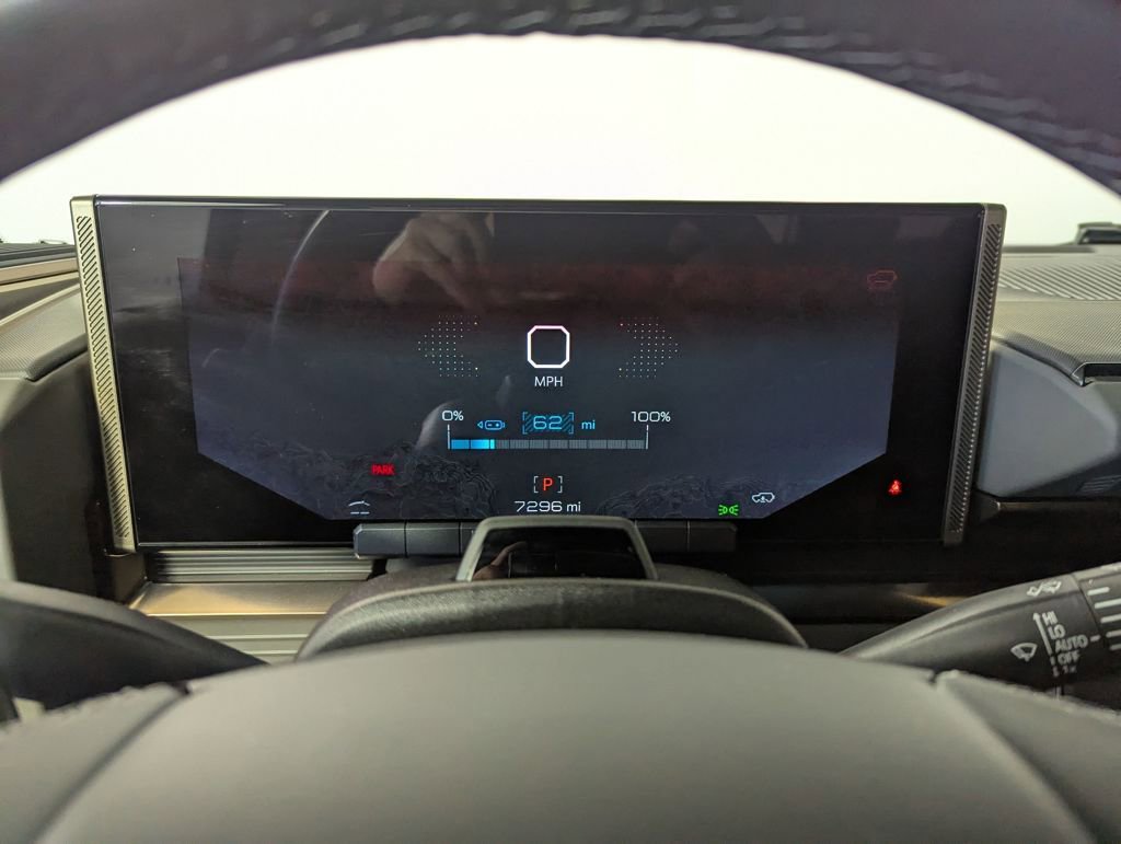 Used 2025 GMC Hummer EV 3X w/ LPO, Cargo Utility Package image 9