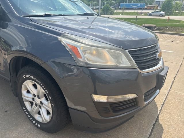 Used 2014 Chevrolet Traverse LS FWD image 3