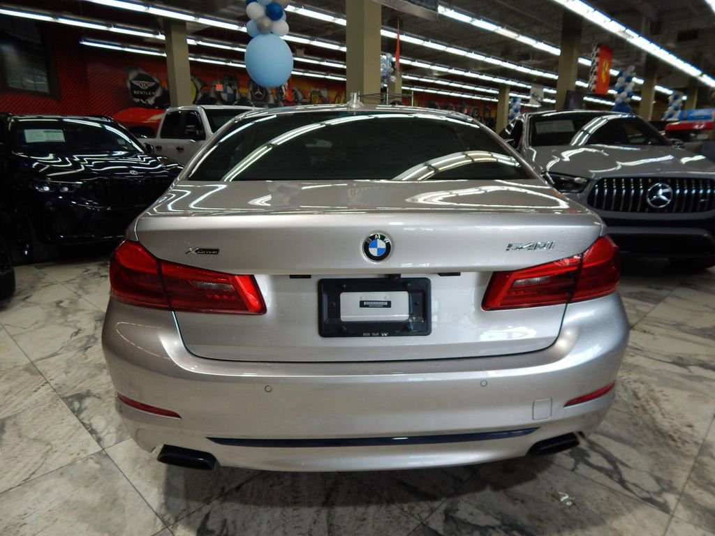 Used 2019 BMW 540i xDrive w/ Dynamic Handling Package image 5