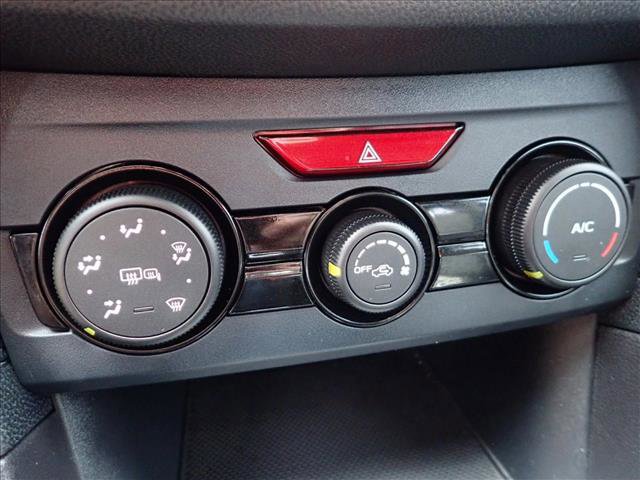 Used 2018 Subaru Crosstrek 2.0i Premium w/ Eyesight System image 17