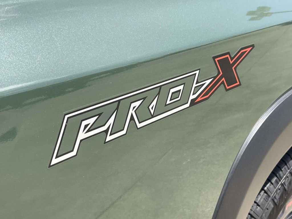 Used 2025 Nissan Frontier Pro-X w/ Pro Convenience Package image 8