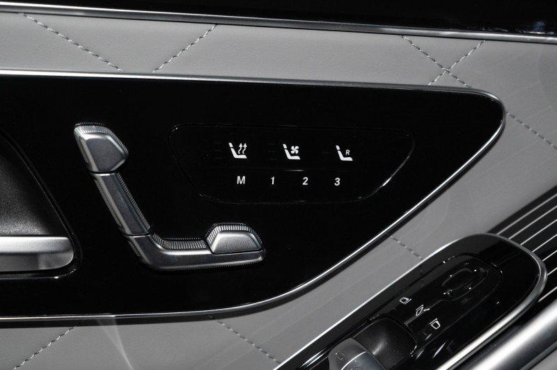 Certified 2025 Mercedes-Benz S 580 4MATIC Sedan image 21