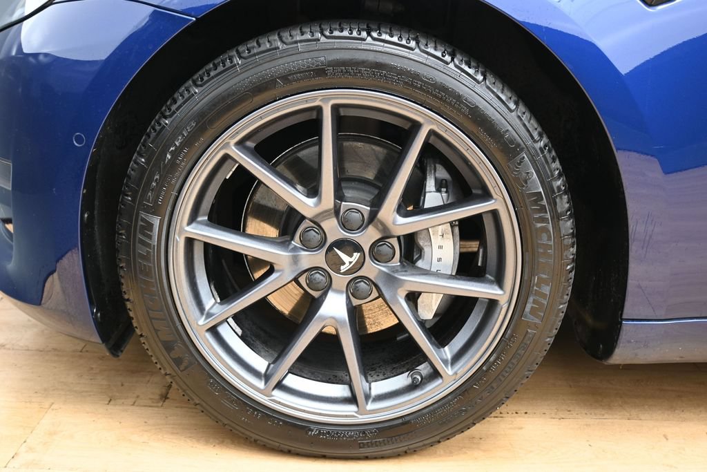 Used 2021 Tesla Model 3 Standard Range Plus RWD image 14