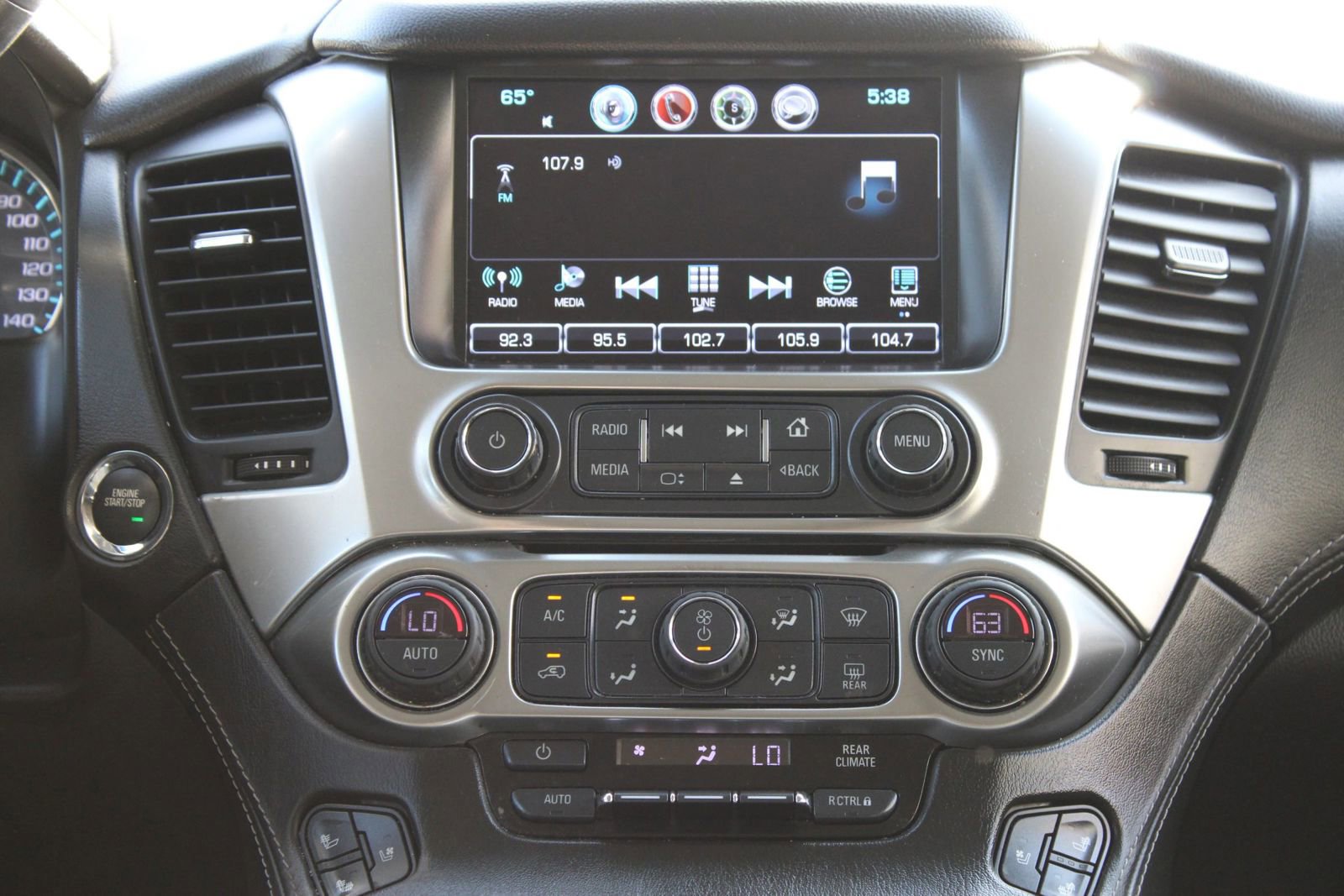 Used 2018 Chevrolet Tahoe Premier image 25