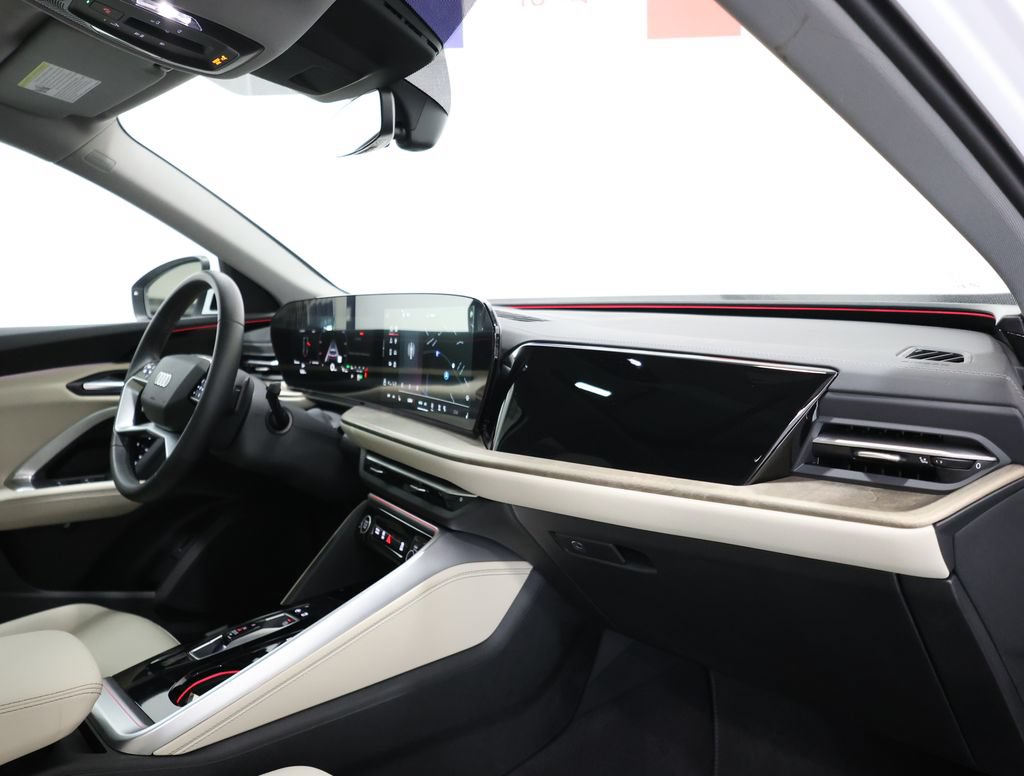 Used 2025 Audi Q5 Premium w/ Convenience Package AWD/4WD image 23
