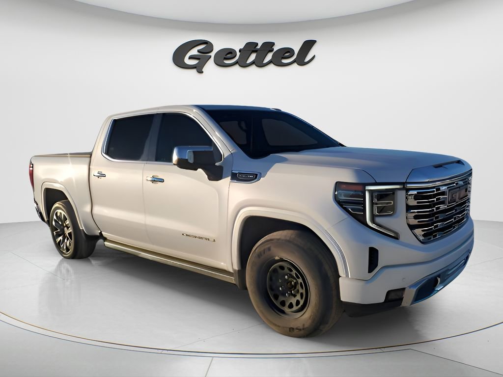 Used 2022 GMC Sierra 1500 Denali w/ Denali Reserve Package image 2