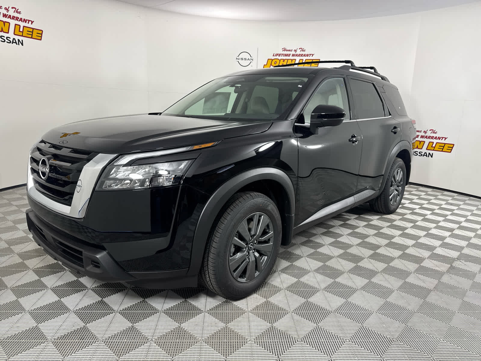 New 2025 Nissan Pathfinder SV w/ Cargo Package