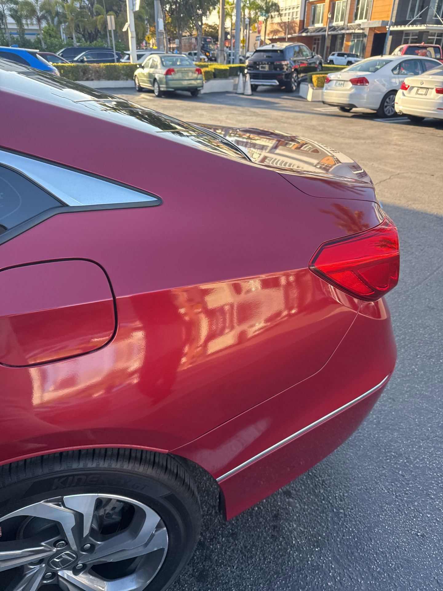 Used 2018 Honda Accord EX-L image 8